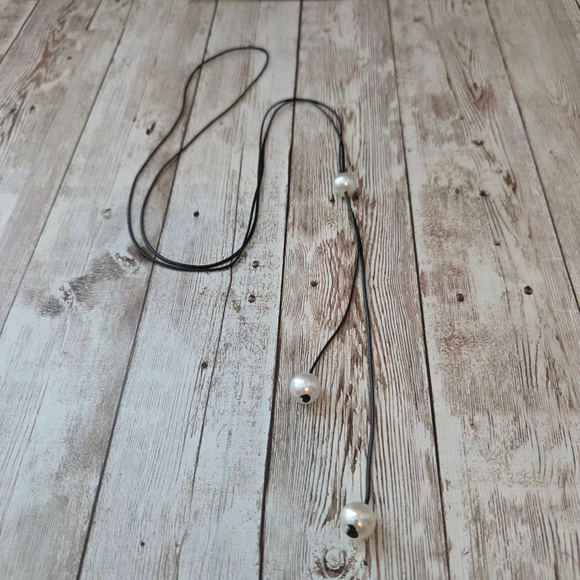 Women's Necklace, One Size, Black and White - Picture 2 of 4